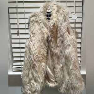 EUC Rachel Zoe Faux Fur Vest size small